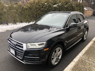 2019 Audi Q5 2.0T quattro Premium Plus WA1BNAFY9K2027325 2019 Audi Q5 2.0T quattro Premium Plus