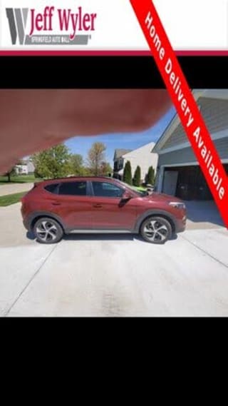 2018 Hyundai Tucson Value KM8J3CA27JU803228 2018 Hyundai Tucson Value