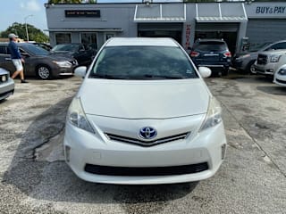 2012 Toyota Prius v Five JTDZN3EU2C3182096 2012 Toyota Prius v Five