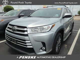 2019 Toyota Highlander XLE 5TDKZRFH4KS551628 2019 Toyota Highlander XLE