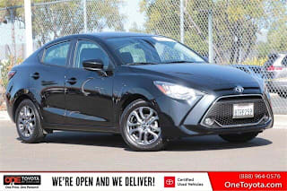 2020 Toyota Yaris LE 3MYDLBYV1LY715966 2020 Toyota Yaris LE