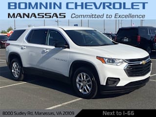 2018 Chevrolet Traverse LS 1GNEVFKW6JJ116978 2018 Chevrolet Traverse LS