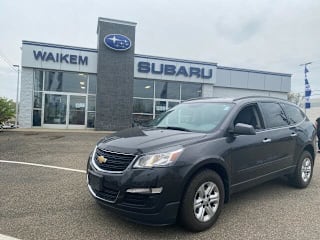 2015 Chevrolet Traverse LS 1GNKRFKD8FJ153611 2015 Chevrolet Traverse LS