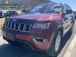2019 Jeep Grand Cherokee Laredo 1C4RJFAGXKC527628 2019 Jeep Grand Cherokee Laredo