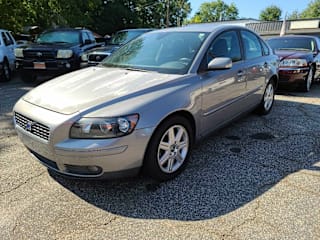 2005 Volvo S40 2.4i YV1MS382X52089889 2005 Volvo S40 2.4i