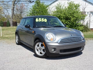 2010 MINI Cooper Base WMWMF3C52ATZ24221 2010 MINI Cooper Base