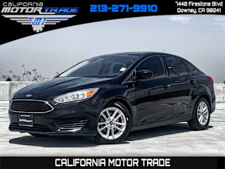 2018 Ford Focus SE 1FADP3FE3JL293268 2018 Ford Focus SE