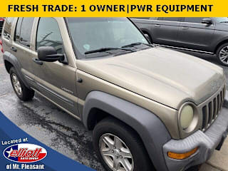 2004 Jeep Liberty Sport 1J4GK48K34W266857 2004 Jeep Liberty Sport