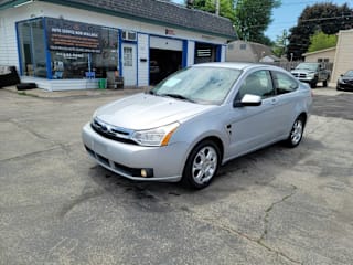 2008 Ford Focus SE 1FAHP33N68W243821 2008 Ford Focus SE