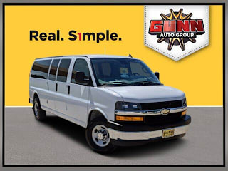 2019 Chevrolet Express Passenger LT 3500 1GAZGPFG7K1337769 2019 Chevrolet Express Passenger LT 3500