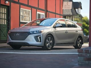 2018 Hyundai Ioniq Plug-in Hybrid KMHC65LD2JU075683 2018 Hyundai Ioniq Plug-in Hybrid
