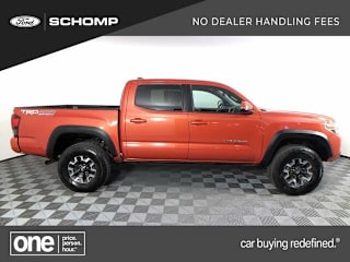 2018 Toyota Tacoma 3TMCZ5AN7JM134139 2018 Toyota Tacoma