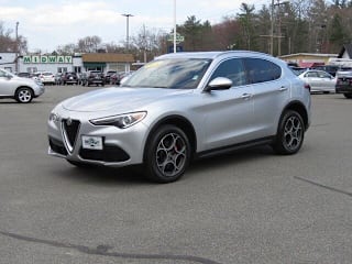 2018 Alfa Romeo Stelvio Base ZASFAKAN3J7B80779 2018 Alfa Romeo Stelvio Base