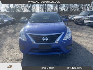 2017 Nissan Versa 1.6 S 3N1CN7AP0HL840977 2017 Nissan Versa 1.6 S
