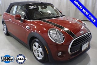 2017 MINI Convertible WMWWG5C3XH3C68525 2017 MINI Convertible