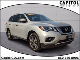 2017 Nissan Pathfinder S 5N1DR2MM2HC913462 2017 Nissan Pathfinder S