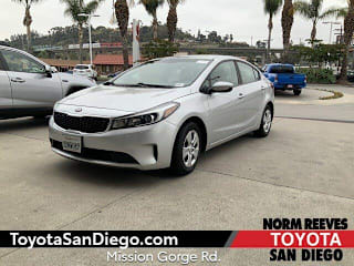 2018 Kia Forte LX 3KPFK4A77JE232210 2018 Kia Forte LX