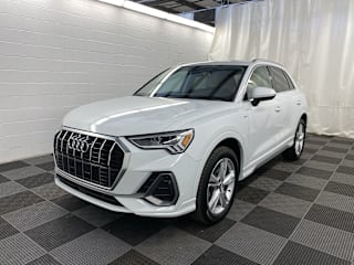 2019 Audi Q3 2.0T quattro Premium Plus S line WA1EECF39K1064183 2019 Audi Q3 2.0T quattro Premium Plus S line