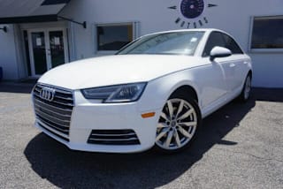2017 Audi A4 WAUGMAF43HN048560 2017 Audi A4