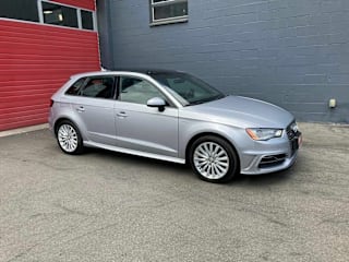2016 Audi A3 Sportback e-tron 1.4T Premium WAUUPBFF0GA095150 2016 Audi A3 Sportback e-tron 1.4T Premium
