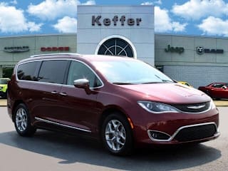 2018 Chrysler Pacifica Limited 2C4RC1GG5JR320770 2018 Chrysler Pacifica Limited