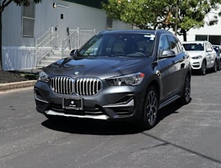 2021 BMW X1 xDrive28i WBXJG9C07M5T71099 2021 BMW X1 xDrive28i