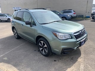 2018 Subaru Forester 2.5i JF2SJABCXJH517667 2018 Subaru Forester 2.5i