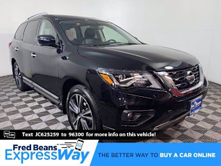 2018 Nissan Pathfinder Platinum 5N1DR2MM3JC625259 2018 Nissan Pathfinder Platinum