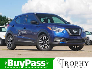2019 Nissan Kicks SR 3N1CP5CUXKL530697 2019 Nissan Kicks SR
