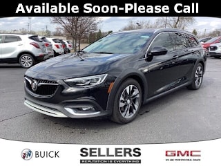 2018 Buick Regal TourX W04GV8SX0J1087171 2018 Buick Regal TourX