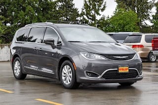 2018 Chrysler Pacifica Touring L 2C4RC1BG6JR110282 2018 Chrysler Pacifica Touring L