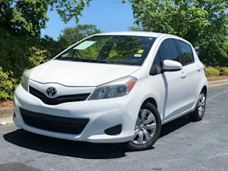 2013 Toyota Yaris 5-Door LE JTDKTUD3XDD566984 2013 Toyota Yaris 5-Door LE
