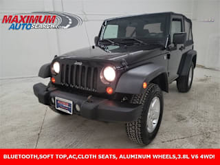 2011 Jeep Wrangler 1J4GA2D10BL500570 2011 Jeep Wrangler