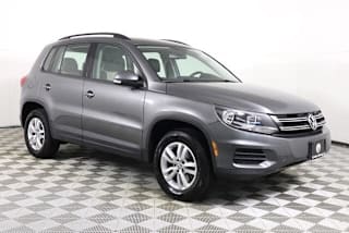 2016 Volkswagen Tiguan WVGBV7AX7GW564293 2016 Volkswagen Tiguan