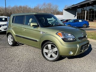 2011 Kia Soul KNDJT2A27B7255889 2011 Kia Soul