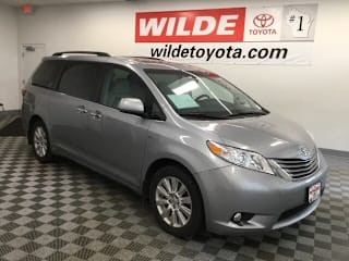 2017 Toyota Sienna XLE 7-Passenger 5TDDZ3DC5HS175155 2017 Toyota Sienna XLE 7-Passenger