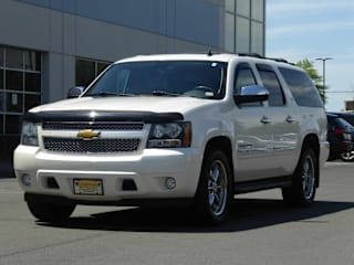 2010 Chevrolet Suburban LTZ 1500 1GNUKKE39AR253624 2010 Chevrolet Suburban LTZ 1500