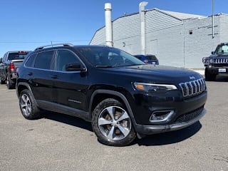 2019 Jeep Cherokee 1C4PJMDX4KD135195 2019 Jeep Cherokee