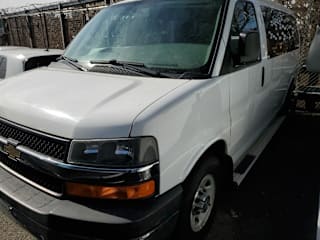 2014 Chevrolet Express Passenger 1GAZGYFG7E1140143 2014 Chevrolet Express Passenger