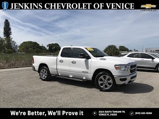 2020 Ram Pickup 1500 1C6RREBT5LN311651 2020 Ram Pickup 1500