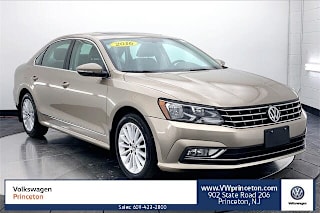 2016 Volkswagen Passat 1.8T SE PZEV 1VWBT7A38GC013991 2016 Volkswagen Passat 1.8T SE PZEV