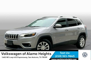 2019 Jeep Cherokee Latitude 1C4PJLCB7KD203070 2019 Jeep Cherokee Latitude