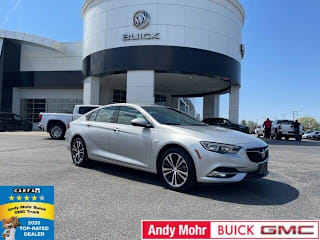 2019 Buick Regal Sportback Preferred II W04GM6SX7K1065354 2019 Buick Regal Sportback Preferred II