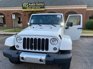 2015 Jeep Wrangler Unlimited Sahara 1C4HJWEG4FL744605 2015 Jeep Wrangler Unlimited Sahara