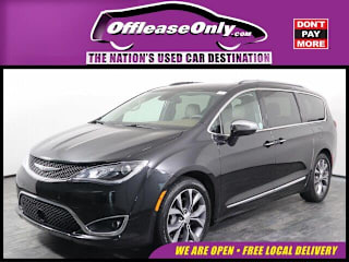 2018 Chrysler Pacifica Limited 2C4RC1GG2JR115049 2018 Chrysler Pacifica Limited