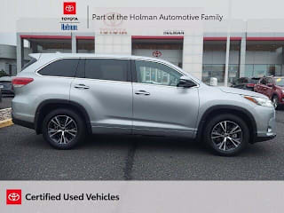 2018 Toyota Highlander LE Plus 5TDBZRFH0JS876100 2018 Toyota Highlander LE Plus