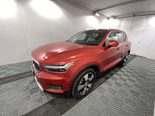 2019 Volvo XC40 T4 Momentum YV4AC2HK4K2048943 2019 Volvo XC40 T4 Momentum