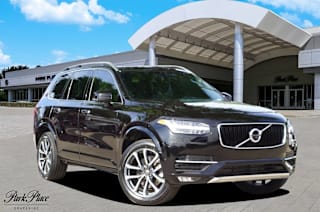 2018 Volvo XC90 T5 Momentum 7-Passenger YV4102CK3J1349501 2018 Volvo XC90 T5 Momentum 7-Passenger