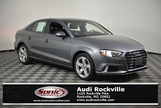 2018 Audi A3 2.0T Premium WAUAUGFF2J1075501 2018 Audi A3 2.0T Premium
