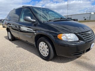 2006 Chrysler Town and Country 1A4GP45R56B601131 2006 Chrysler Town and Country